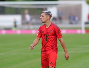 马卡：塞尔塔希望本周敲定萨拉戈萨，但不愿接受强制买断条款