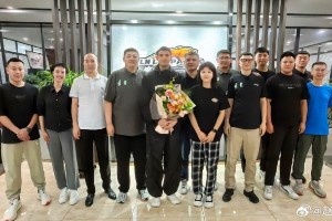 赵继伟：准备开启新阶段…祝我自己生日快乐🎊感谢大家❤️