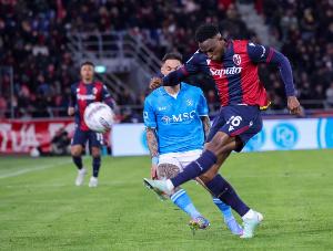 罗马诺：桑德兰提高报价至2800万欧再追卢库米，博洛尼亚不愿放人