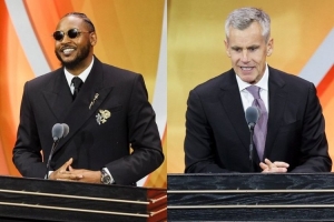 球员主帅双双入选！雷霆官推：恭喜多诺万和安东尼入选名人堂