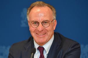 鲁梅尼格谈引援难：这种情况以前也发生过，罗本也曾拒绝我们