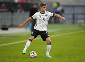 基米希：在拜仁我是6号位，在国家队我的位置由教练决定