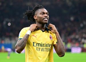 埃尔纳内斯：囧叔本赛季只犯两个错，分别是限制莱奥和让他踢中锋