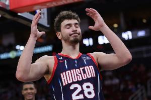 申京赛季揭幕战35+5+5+2断+5记三分 比肩杰伦-布朗&库里