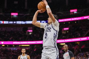 布莱克：20次失误不可接受 我们不可能以这样表现赢球