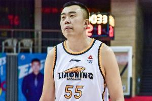 宝刀不老！韩德君出战10分42秒 11投8中&罚球5中5砍下21分4板