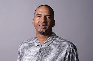 🤔谁更烂？明天东西部倒数第一独行侠和奇才将直接交锋