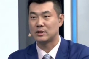 王仕鹏：瀚森在开拓者基本没有位置了 现在得给他一些时间