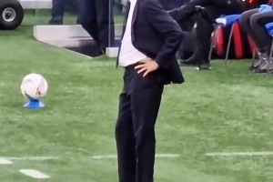 真内拉祖里！国米球员和尤文球员二选一，维埃里回答震惊记者😱