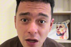 解说依力：不对劲不对劲，湖人怎么谁不打都能赢啊😂